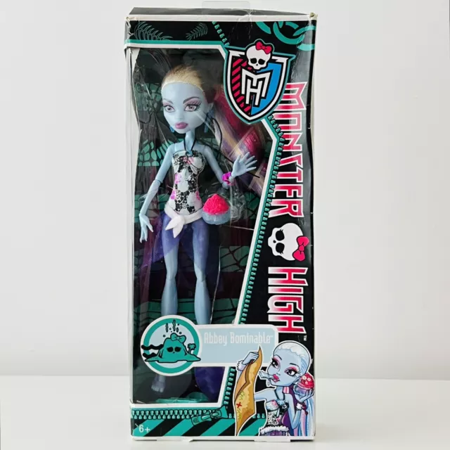 MONSTER HIGH Skull Shores Abbey Bominable Fashion Doll Boxed (BOX DAMAGE) Beach