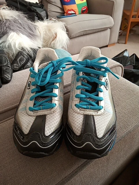 Skechers shape ups clearance kinetic wedge technology