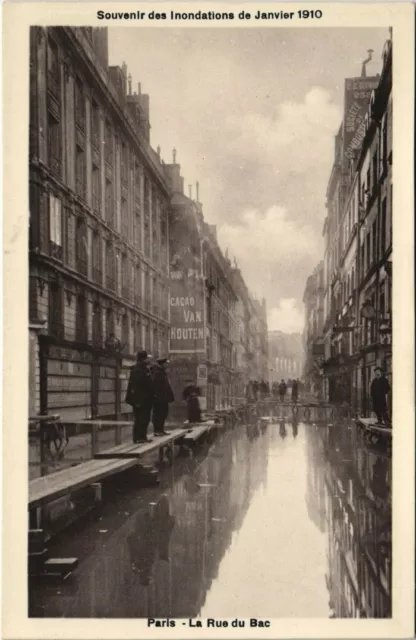 CPA PARIS 7e - Souvenir des Inondations - La Rue du Bac (64703)