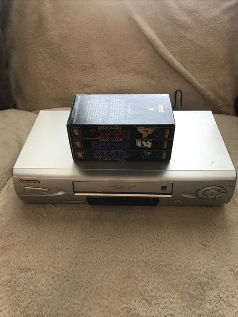 LECTEUR VHS PANASONIC Hi-Fi Stereo Omnivision 4 Têtes Pv-8660 Pas De