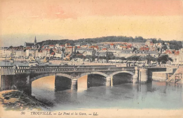 Cpa 14 Trouville Le Pont De La Gare