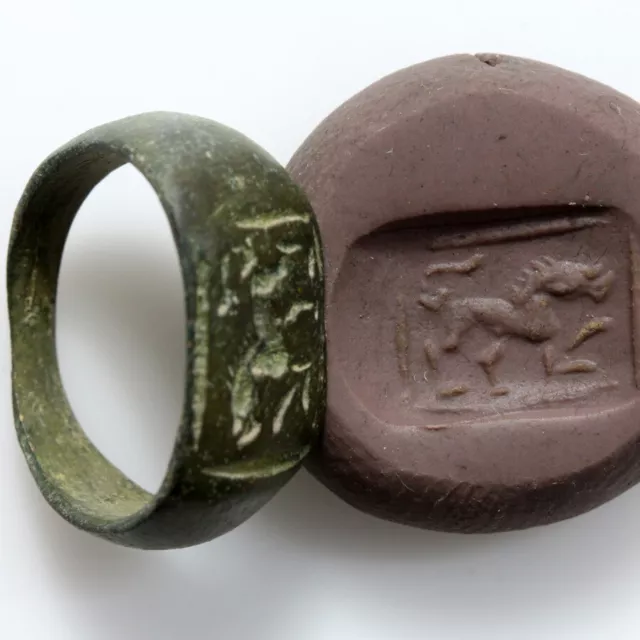 Ancient Roman bronze seal ring depicting a beast, circa 100-400 AD