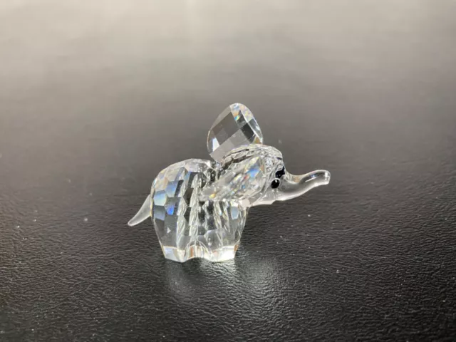Swarovski Crystal Figurine Baby Elephant 7640 NR 040 000 #151489 Swarovski Crystal Figurine Baby Elephant 7640 NR 040 000 #151489