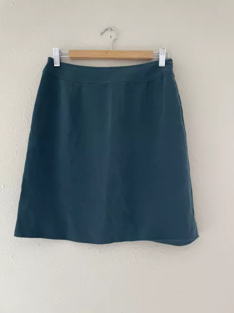 Jones New York women's straight skirt Jade Green 100% silk size 10 Above Knee