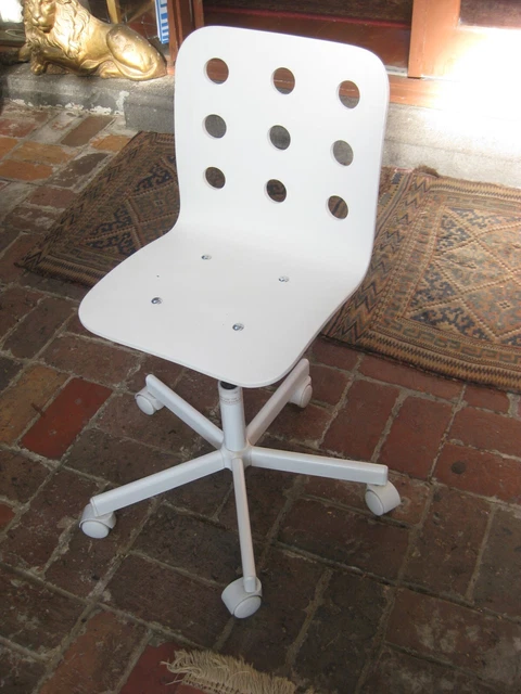 Jules child's desk chair online