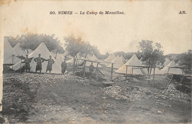 CPA 30 NIMES INTERIEUR DES ARENES GRADINS SUPERIEURS