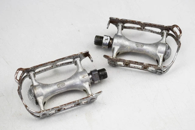 Nuevo pedalier de rosca moldeada directamente en el cuadro de carbono Nuevo pedalier de rosca moldeada directamente en el cuadro de carbono