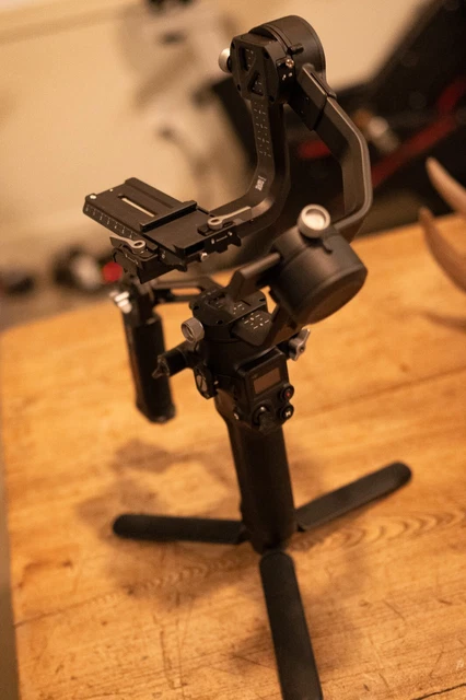 DJI Ronin RS 2C Good Condition with extra handle and 4k Liliput Monitor 