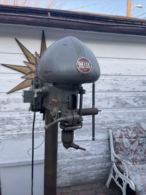 Vintage 50s Delta Rockwell 1/3 HP  DP220 Floor Drill Press . Working Great.