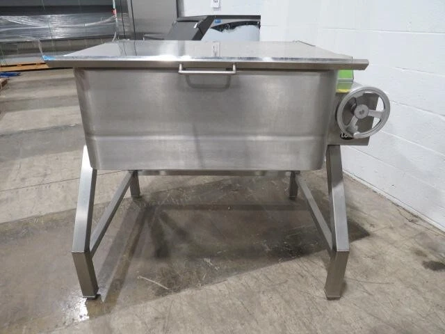 LoLo TS-37E 37 Gallon Electric Commercial Manual Tilting Skillet