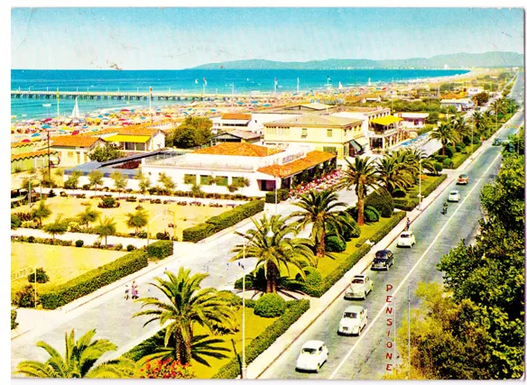 Cartolina Toscana - Lucca - Forte Dei Marmi 7124 - Lungomare E Spiaggia