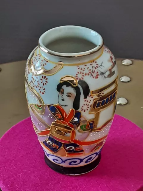 Antike Vase Porzellan von Airflam Japan Geisha H 7,6 cm handbemalt, neuwertig