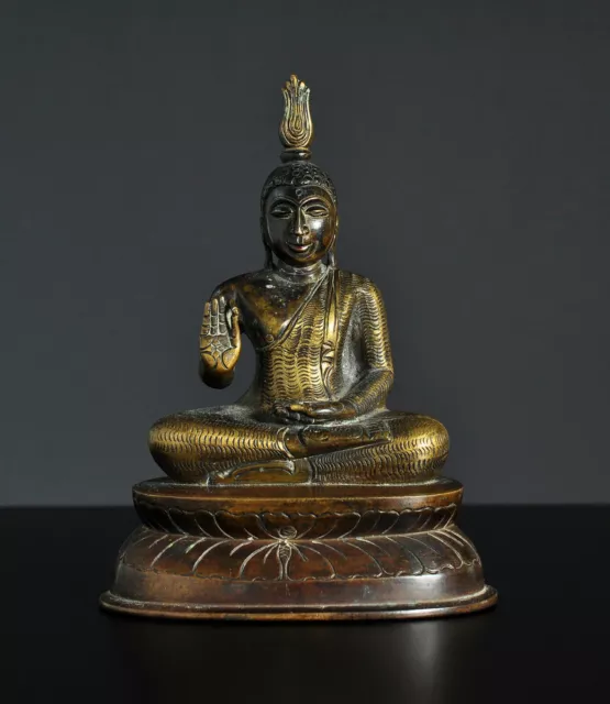 Seated Buddha, bronze / brass, Kandy style, Ceylon / Sri Lanka, around 1900
