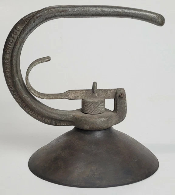 Vtg ATLANTIC INDIA RUBBER WORKS AUTO GLASS SUCTION CUP / DENT PULLER CHICAGO USA