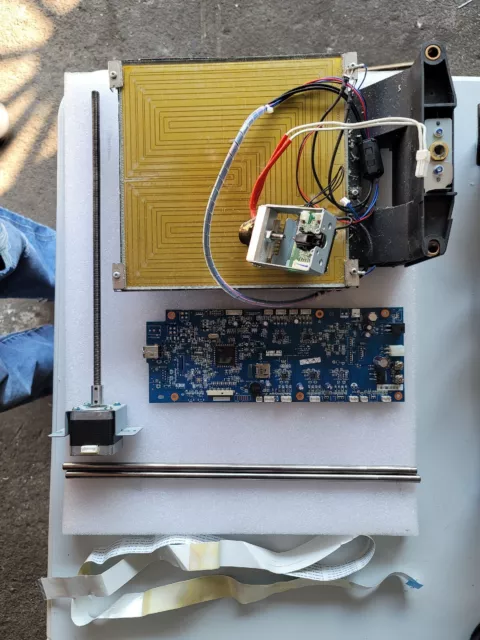 3D Printer Parts - Control Board, Extruder, Servos, Rails, Carriage, Heated Bed