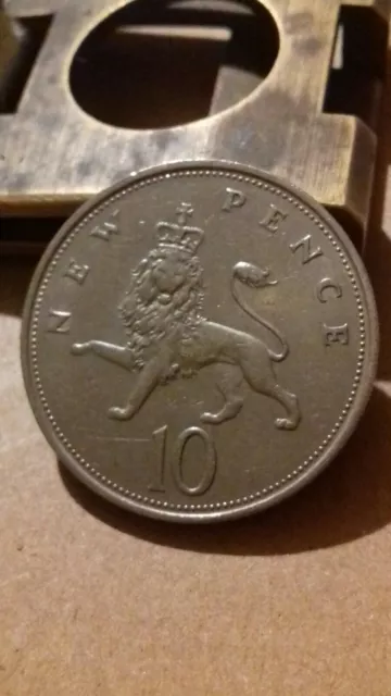 Gran Bretagna 10 New  Pence "Elisabetta Ii" 1968  Nickel