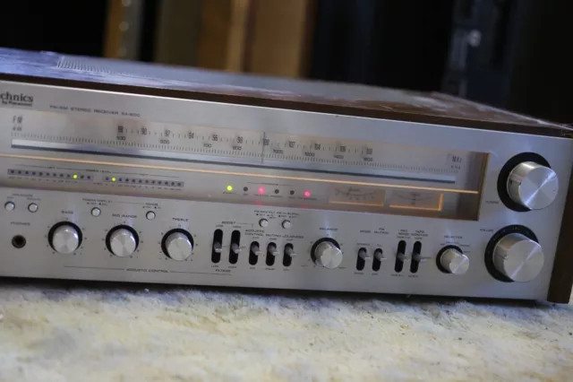TECHNICS By Panasonic SA-800 FM/AM STEREO RECEIVER TECHNICS By Panasonic SA-800 FM/AM STEREO RECEIVER
