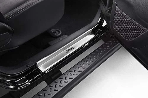 Mopar® Authentic Accessories K82210108AC Battitacco in Acciaio con Stampa Logo.