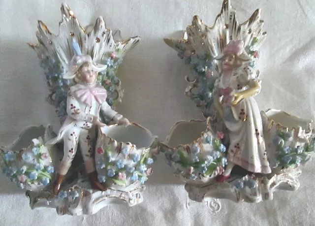 Paire De Vases Figurines Porcelaine Polychrome Miniatures