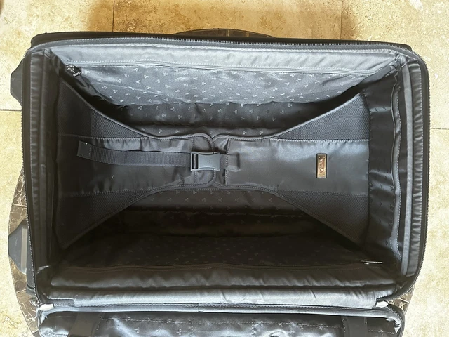 TUMI Alpha International Office 2-Wheeled Carry-On 22" Suitcase Luggage 8
