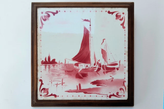 ANCIEN DESSOUS de PLAT en CÉRAMIQUE au bateau CREIL (?) LONGWY (?)