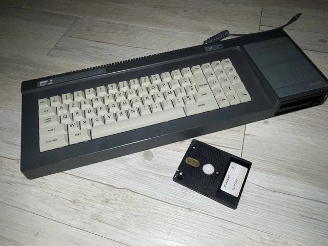 Amstrad 6128 Plus pas cher - Meilleures ofes sur le neuf et l'occasion