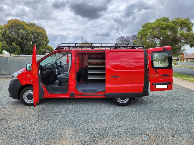 Renault Trafic Van