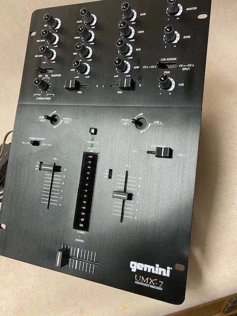 Console de Mixage Professionnel USB à 7 Canaux