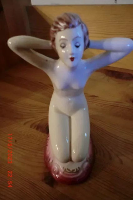 Porzellan-Figur - nackte Frau - vintage - Deko