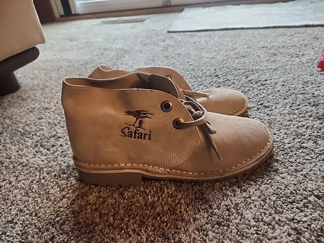 BATA SAFARI CHUKKA Boots Sz 4.5 US 4 UK 37 EU Beige Suede  display picture 1