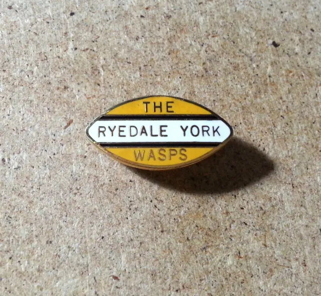 Ryedale-York / York Wasps - Vintage Rugby League Enamel Badge