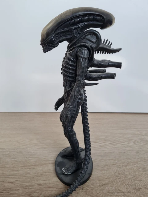 ALIENS ALIEN FIGURE Statue Giger Facehugger Xenomorph Big Chap Like ...