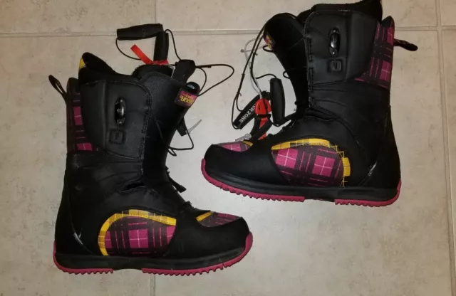 Ladies 8 Burton Bootique Snowboard Boots Black Pink Yellow Plaid True Fit