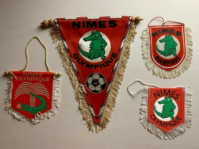 Lot De 4 Fanions Vintage Nîmes Olympique – Collection Supporters Foot Rétro
