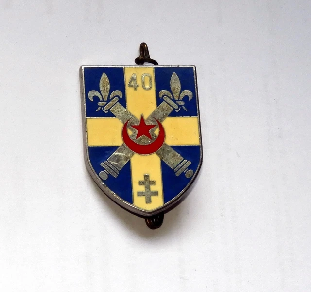 Achetez insigne Émaillé occasion, annonce vente à Loches (37) WB170801952