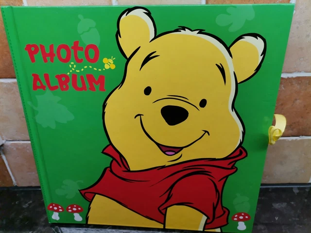 Álbum de fotos de Winnie the Pooh de los años 90 retro 