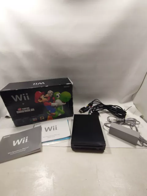 Nintendo Wii (New Super Mario Bros) Console Bundle RVL-101 incomplete