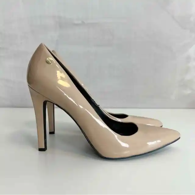 Calvin Klein Heels Womens Size 7.5 Beige Slip On Brady Pumps Shoes Classic
