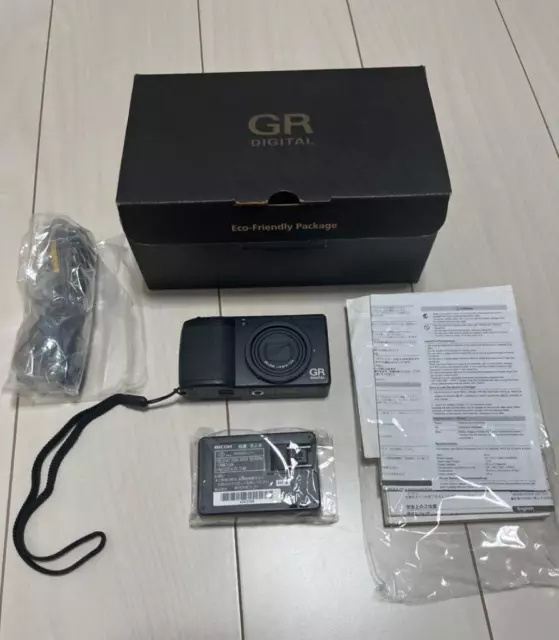 【excellent】Ricoh GR DIGITAL II 2 Digital Camera from japan free shipping