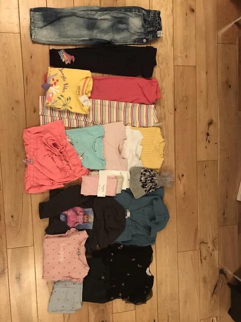 girls clothes bundle age 4-5 years   #055