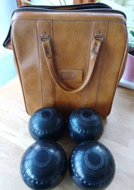 X4 Vintage Henselite Black Super Grip Bowls Size 5 Lawn Bowls Leatherette Case