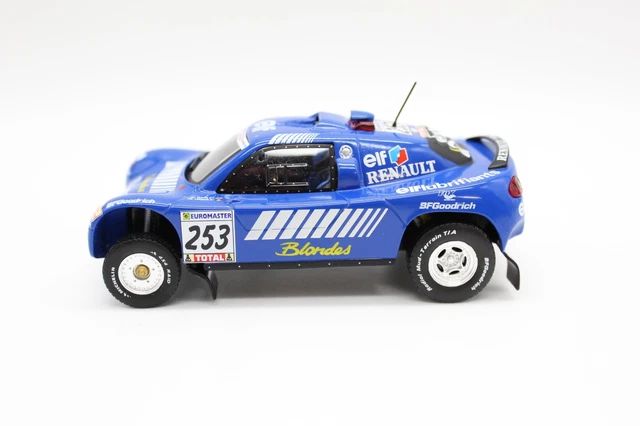 SCHLESSER RENAULT MEGANE WINNER DAKAR 2000 #250 IXO neuf en