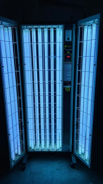 Panasol 3D National Biological UV light machine