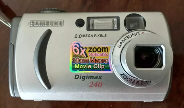 Samsung Digimax 240 2.0 Megapixel Digital Camera - Silver. Tested, Works Great!