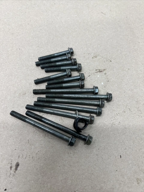 Suzuki LTZ400 2004 ltz z400 Center Case Hardware Bolts  B72