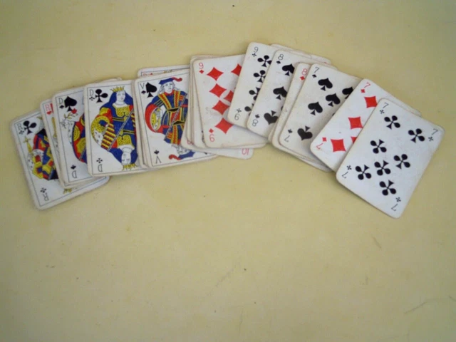 JEU DE 32 CARTES KRONENBOURG 1664