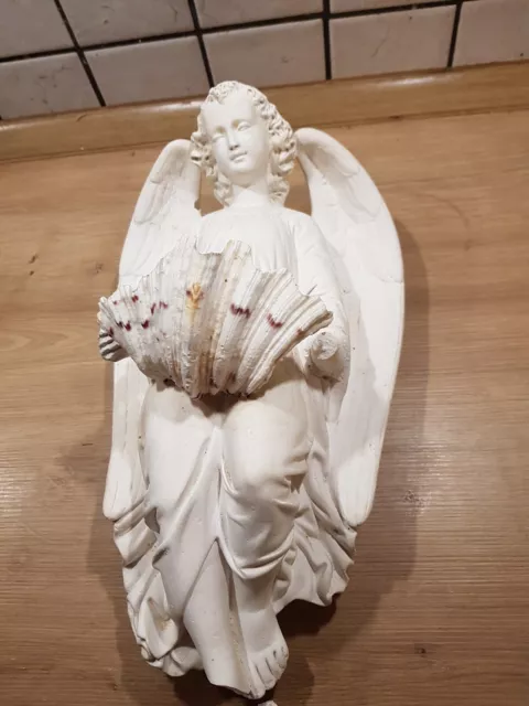 Großer Weihwasserkessel Engelskulptur Gips Defekt