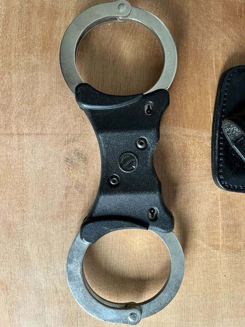 Original  police rigid Hiatt UK Speed handcuffs