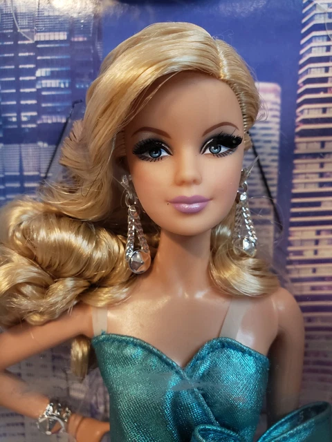 The Barbie Look City Shine Blue Dress Model Muse Doll 2014 Mattel Cjf49 Nrfb 3