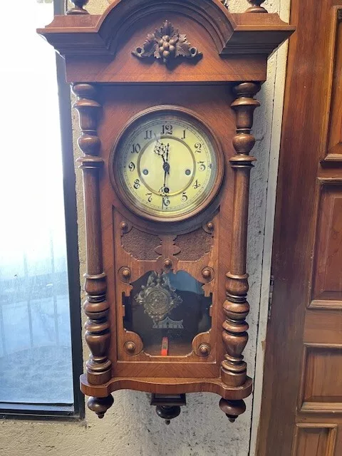 Reloj de pared antiguo Pendulo